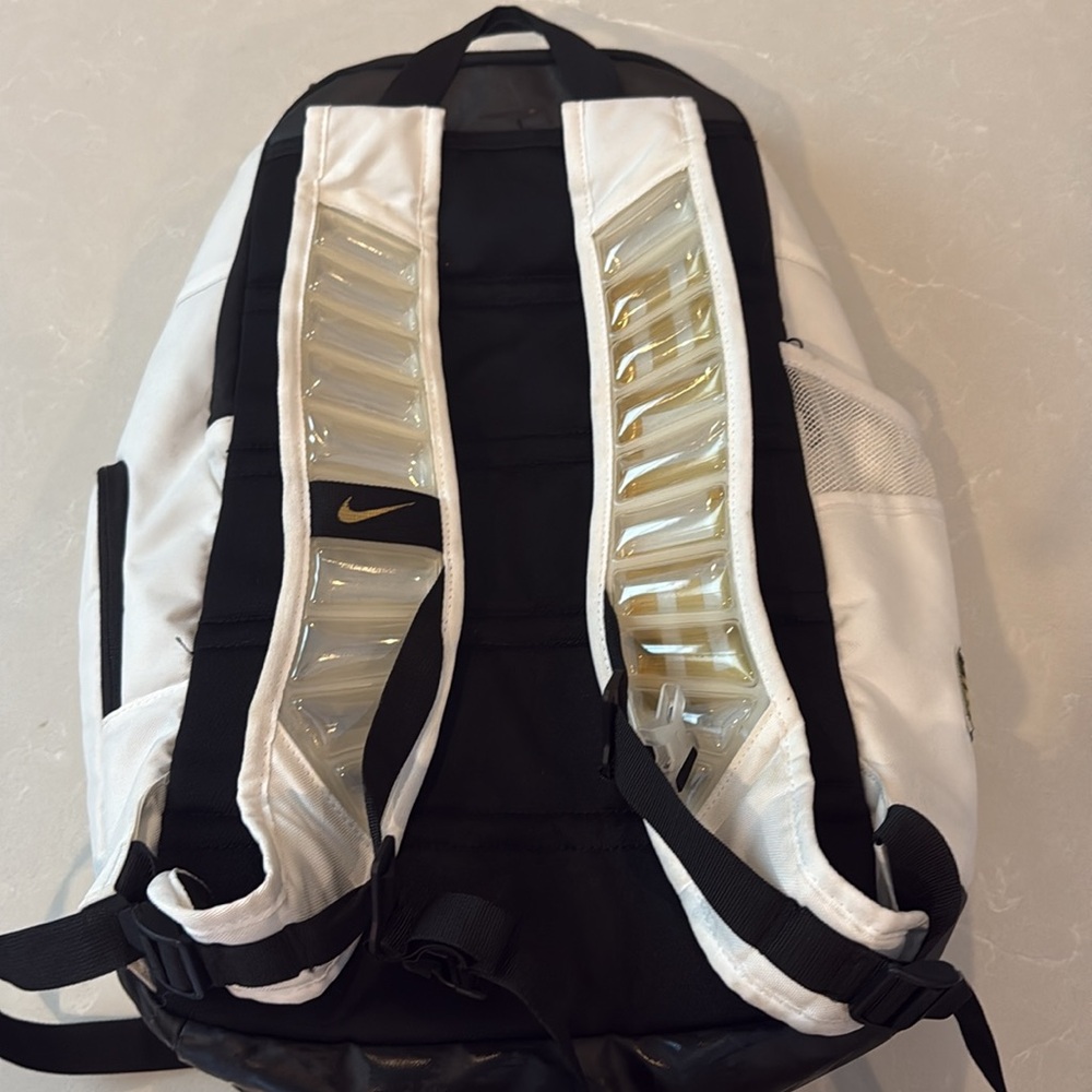 Nike Hoops Elite Backpack - Picture 4 of 5